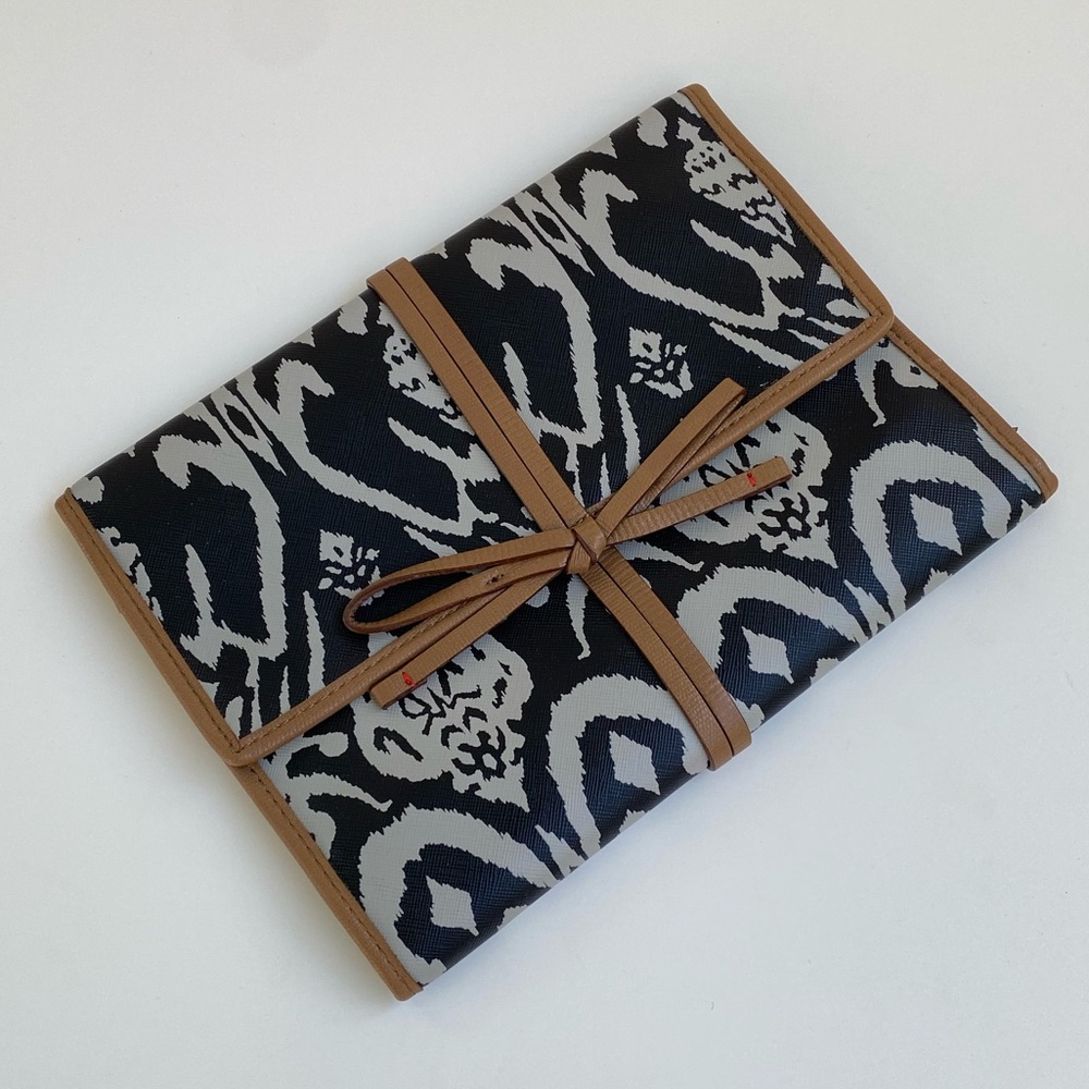Stella and Dot Travel Jewellery Case
